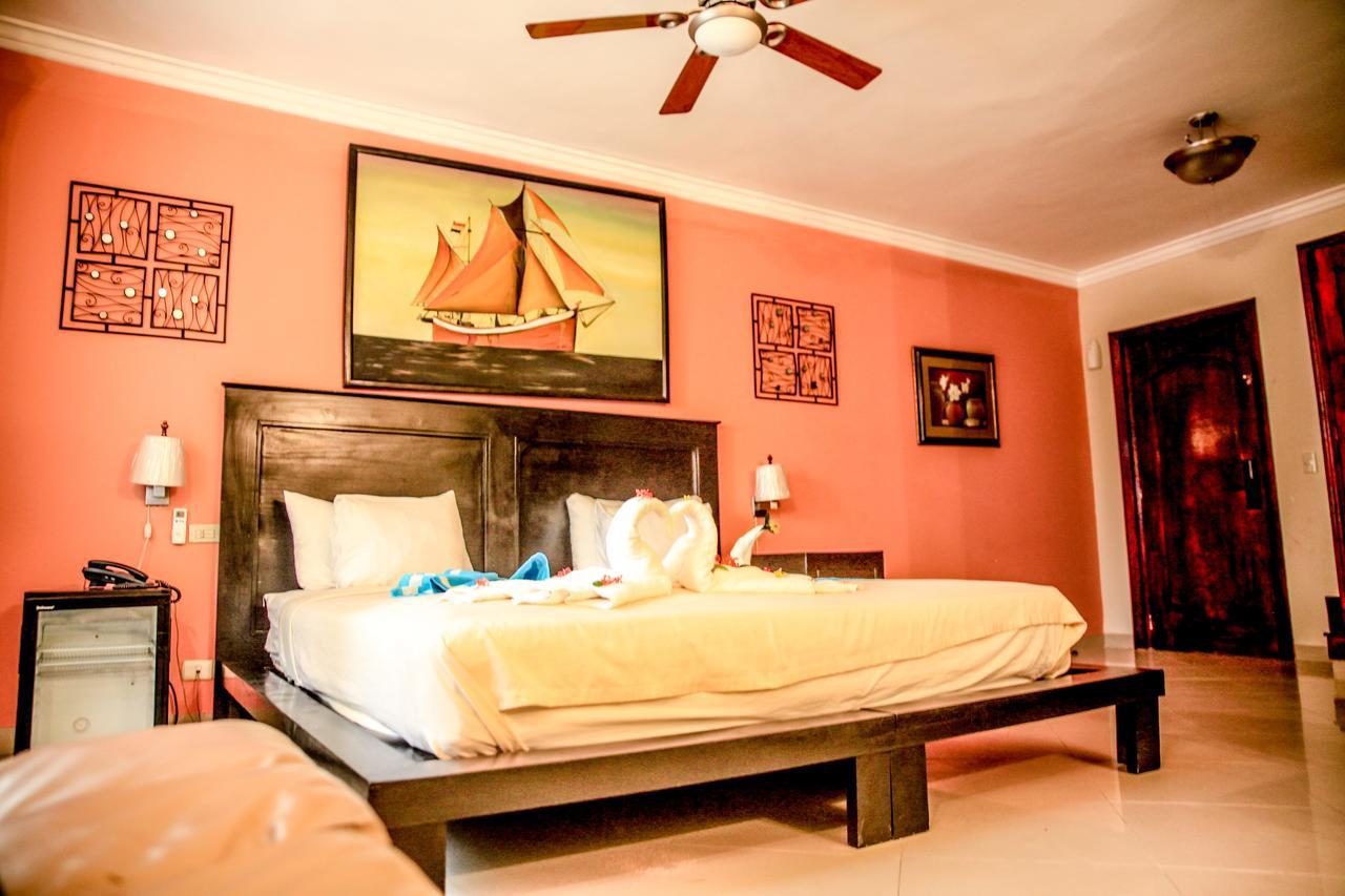 פונטה קאנה Hotel Seranta Brisas De Bavaro (Adults Only) מראה חיצוני תמונה