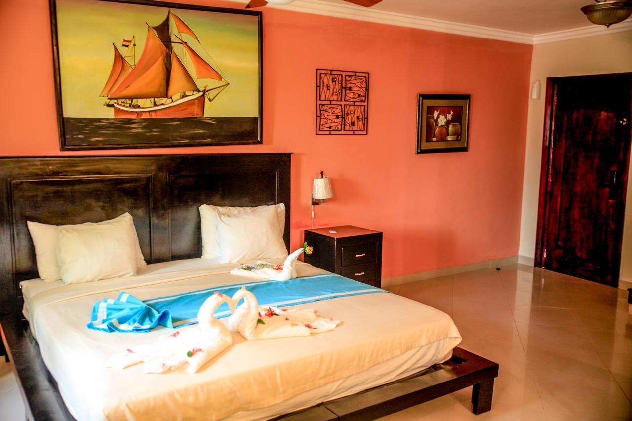 פונטה קאנה Hotel Seranta Brisas De Bavaro (Adults Only) מראה חיצוני תמונה