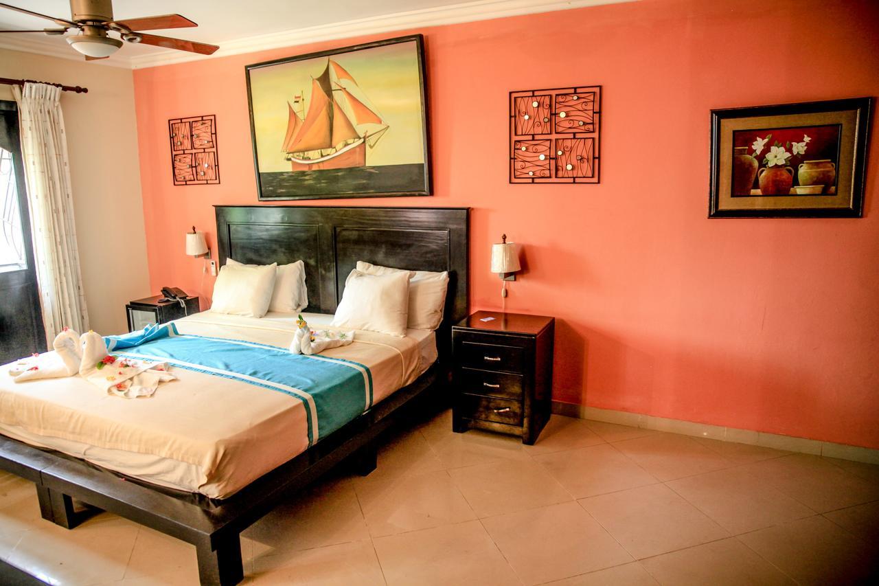 פונטה קאנה Hotel Seranta Brisas De Bavaro (Adults Only) מראה חיצוני תמונה