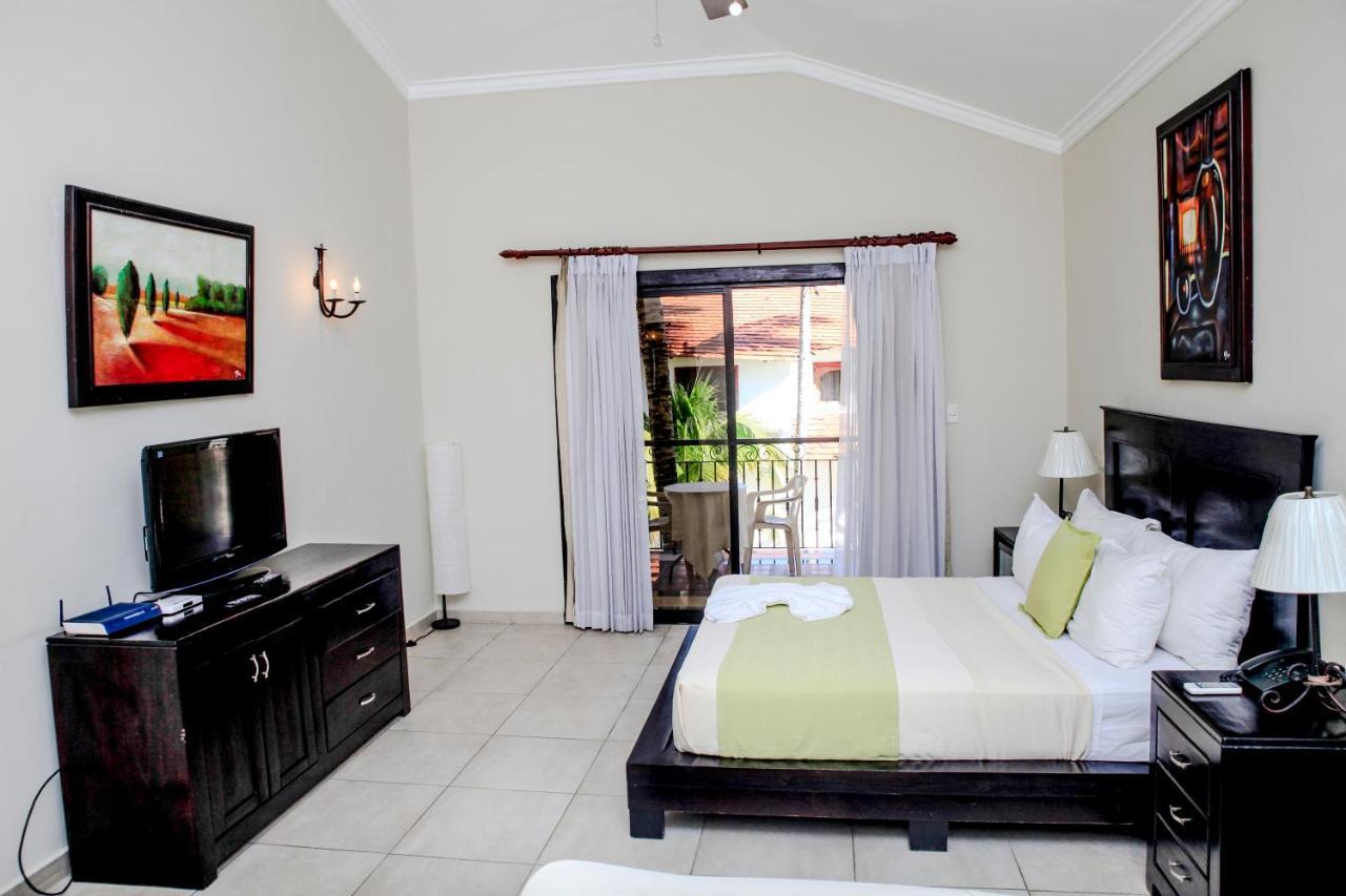 פונטה קאנה Hotel Seranta Brisas De Bavaro (Adults Only) מראה חיצוני תמונה