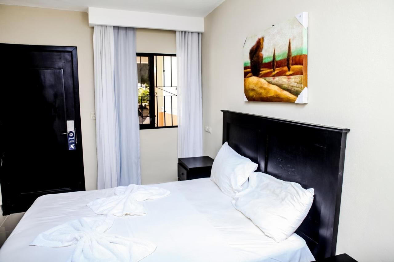 פונטה קאנה Hotel Seranta Brisas De Bavaro (Adults Only) מראה חיצוני תמונה