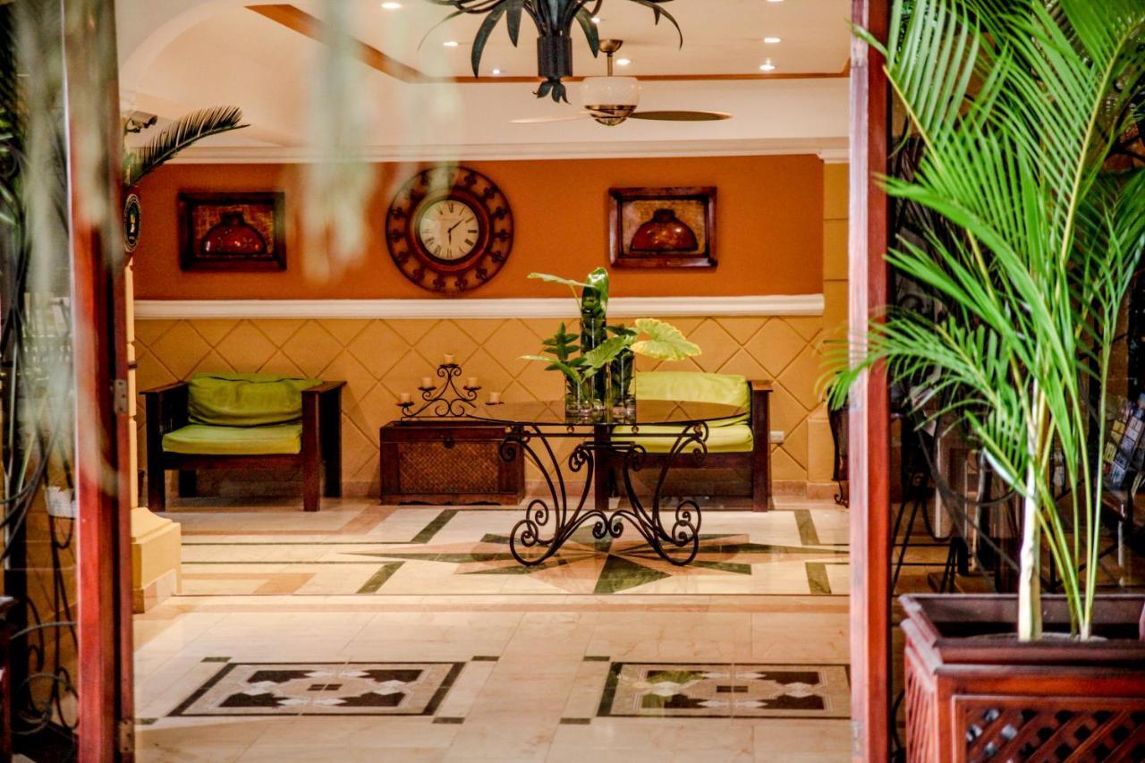 פונטה קאנה Hotel Seranta Brisas De Bavaro (Adults Only) מראה חיצוני תמונה